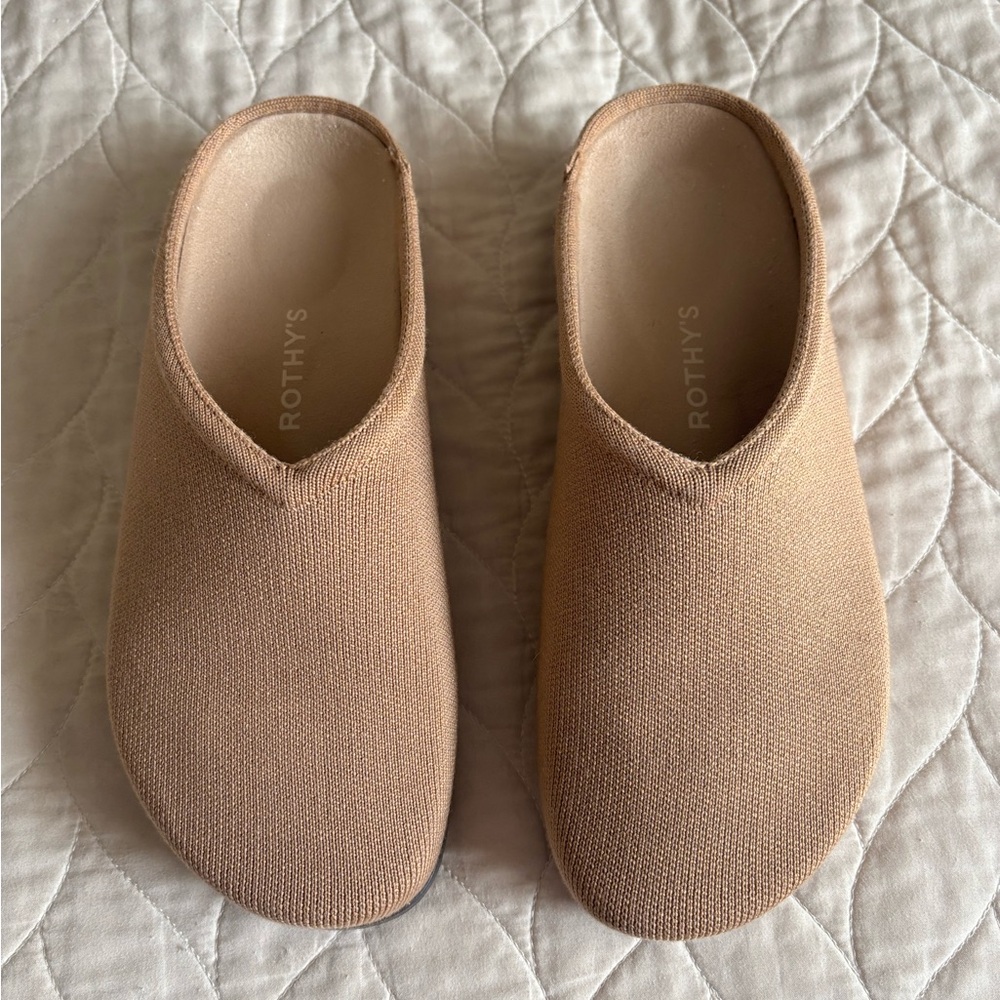 ROTHYS CASUAL CLOG IN BUTTERNUT SIZE 10 WOMENS 🤎🤎🤎
